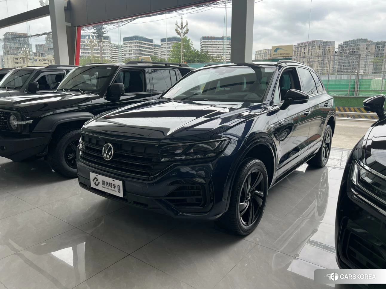 Volkswagen Touareg id 4498972 из Китая 7
