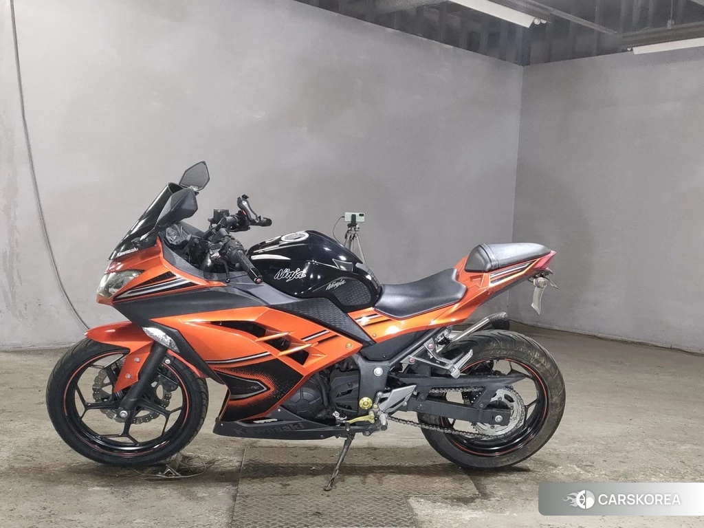 Проданный Kawasaki NINJA 250 2014 из Японии, фото 2
