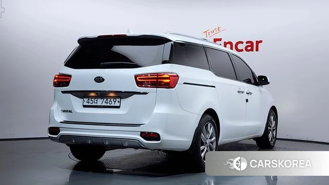 Kia The New Carnival id 4339427 из Кореи 12