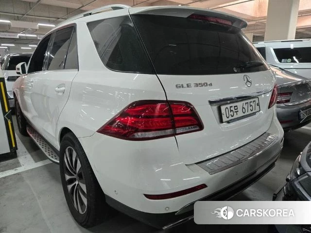 Mercedes-Benz GLE - Class W166 2018 Белый из Кореи, фото 2