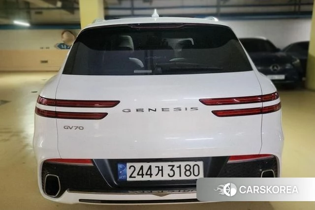 Genesis GV70 2022 Белый из Кореи, фото 2