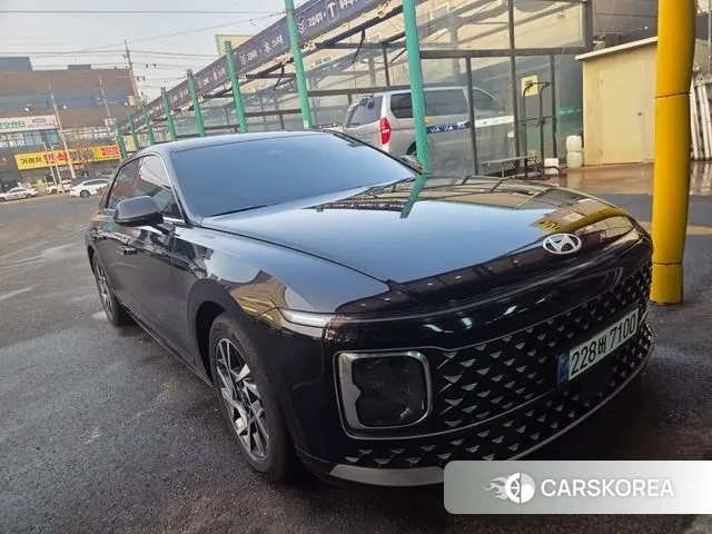Hyundai Grandeur Hybrid (GN7) 2023 Черный из Кореи, фото 6