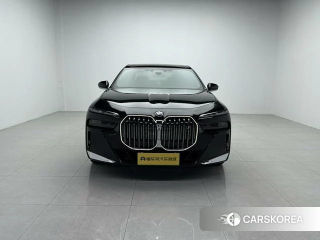 BMW i7 id 4211557 из Китая 12