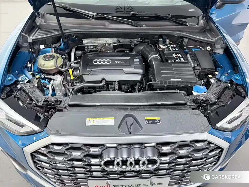 Audi Q3 Sportback 2023 Синий из Китая, фото 2