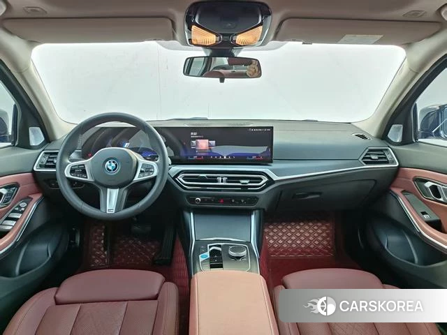 BMW i3 2024 Белый из Китая, фото 5
