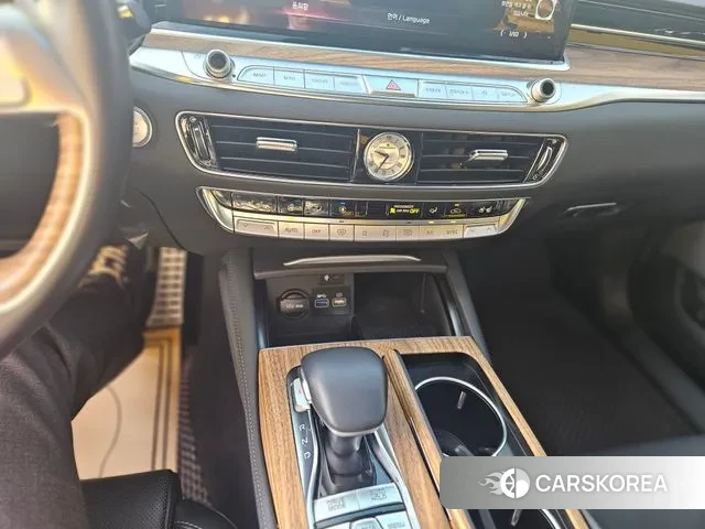 Kia The New K9 2nd generation 2023 Черный из Кореи, фото 2