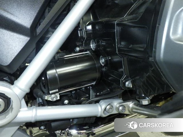 Engine photo