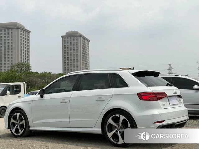 Audi A3 2020 Белый из Китая, фото 5