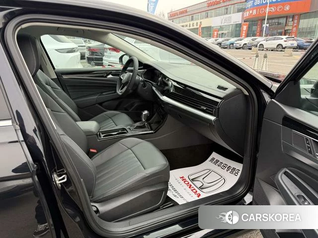 Volkswagen Passat id 4278545 из Китая 8