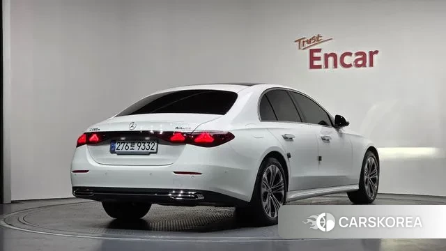 Mercedes-Benz E-Class W214 id 3658902 из Кореи 12