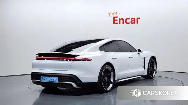 Porsche Taycan id 3671416 из Кореи 12