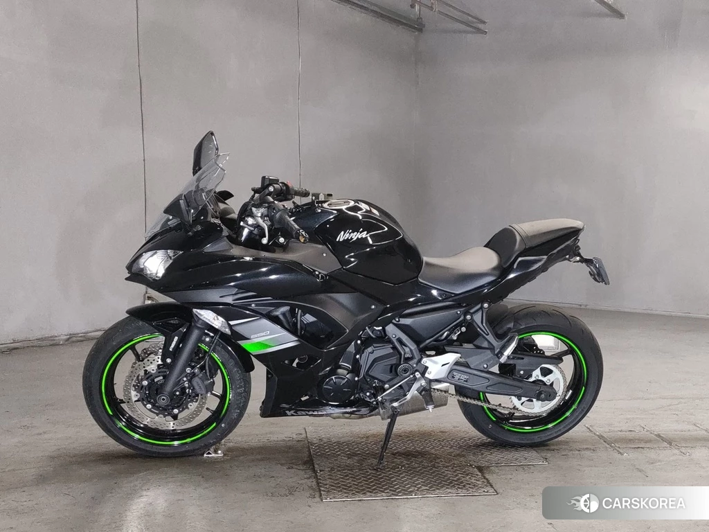 Проданный Kawasaki NINJA 650 2019 из Японии, фото 2