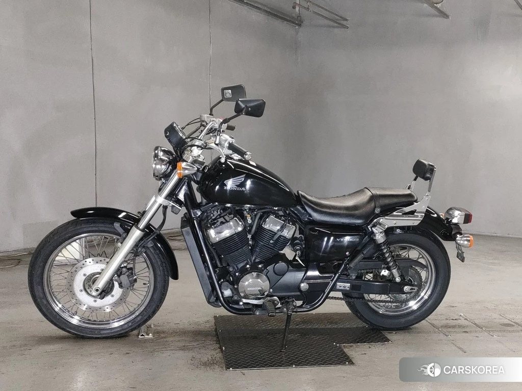 Проданный Honda VT400S 2014 из Японии, фото 2
