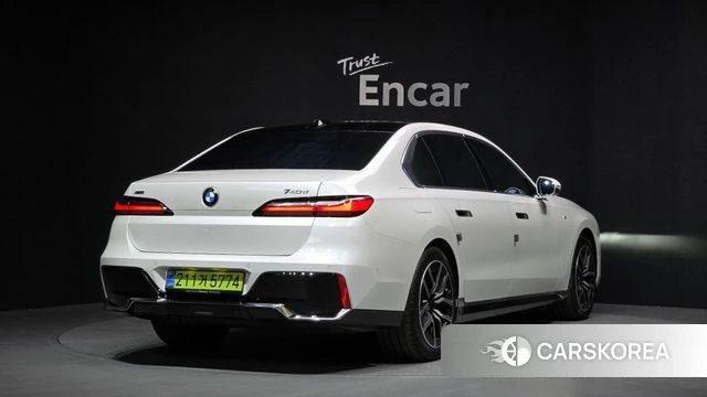 BMW 7 Series (G70) id 3921615 из Кореи 12