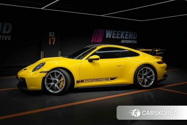 Porsche 911(992) 2022 Желтый из Кореи, фото 2