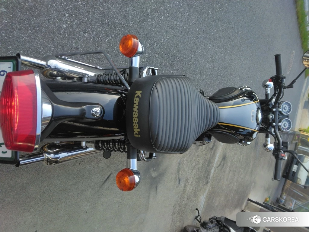 Проданный Kawasaki W800 SE 2012 из Японии