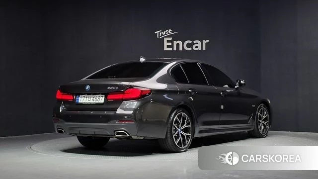 BMW 5 Series (G30) id 4395101 из Кореи 12