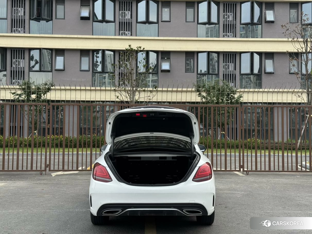 Mercedes-Benz Class C 2020 Белый из Китая, фото 6