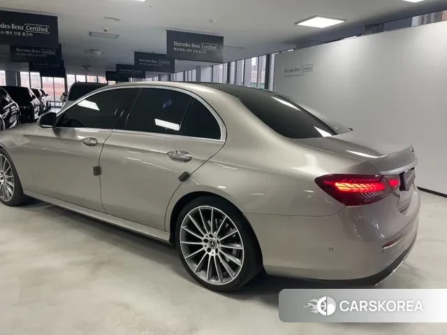 Mercedes-Benz E-Class W213 2021 Песочный из Кореи, фото 6