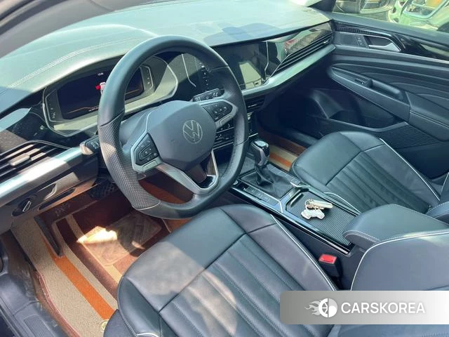 Volkswagen Passat 2022 Черный из Китая, фото 3
