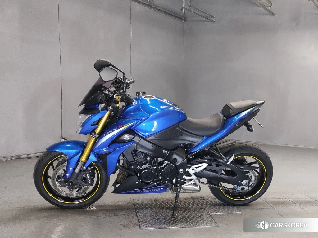 Проданный Suzuki GSX-S1000F 2016 из Японии