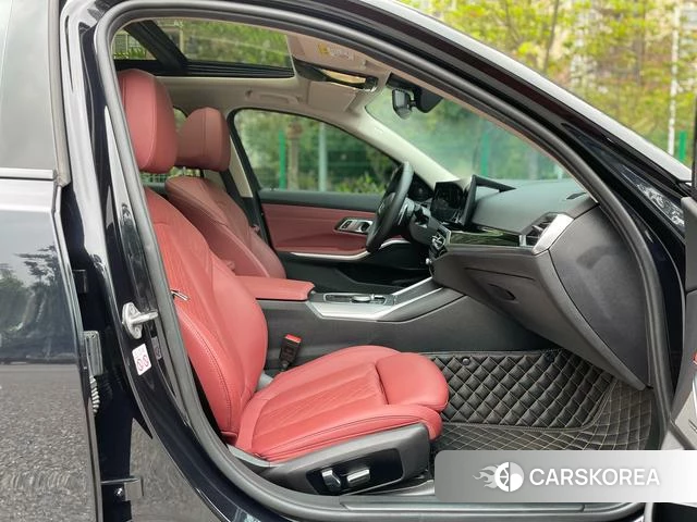 BMW 3 series id 4387597 из Китая 12