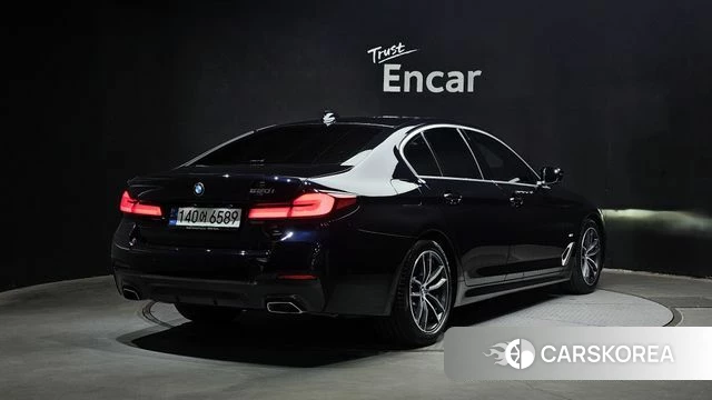 BMW 5 Series (G30) id 4250135 из Кореи 12