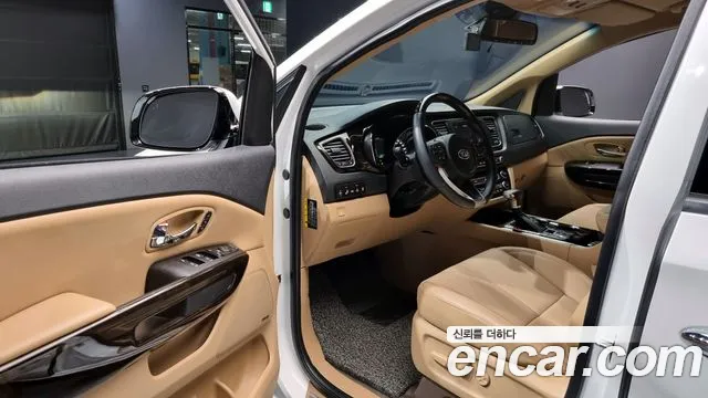 Kia The New Carnival id 2546418 из Кореи 12