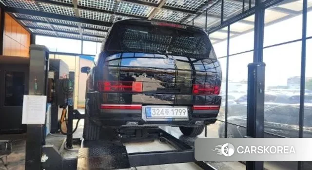 Hyundai Santa Fe (MX5) 2024 Черный из Кореи, фото 2