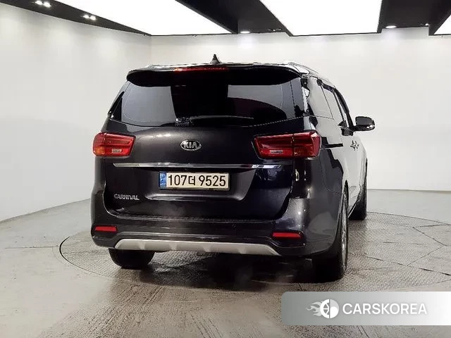 Kia The New Carnival id 3656433 из Кореи 12