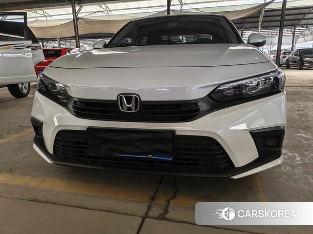 Honda Civic 2023 Белый из Китая, фото 2