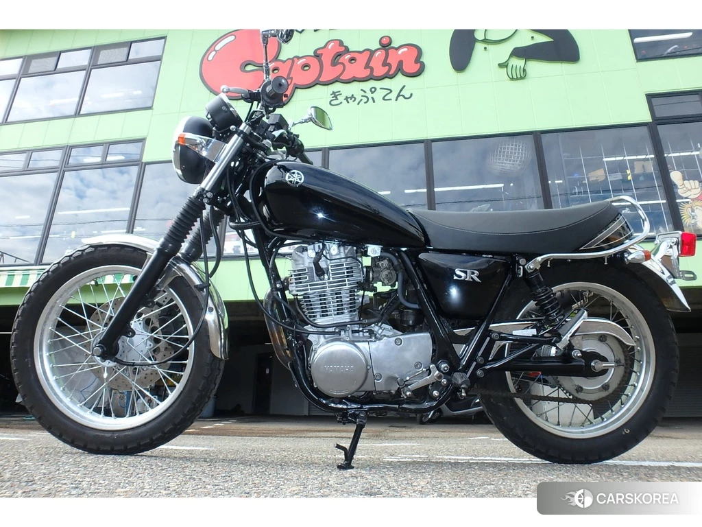 Проданный Yamaha SR 400 2012 из Японии, фото 2