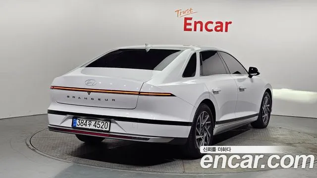 Hyundai Grandeur (GN7) id 2448591 из Кореи 12