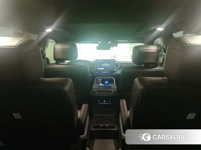 Toyota Sequoia 2023 Темно-серый из Китая, фото 3