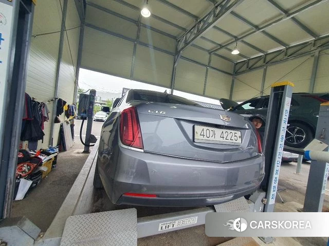 Cadillac CT6 2018 Серый из Кореи, фото 2