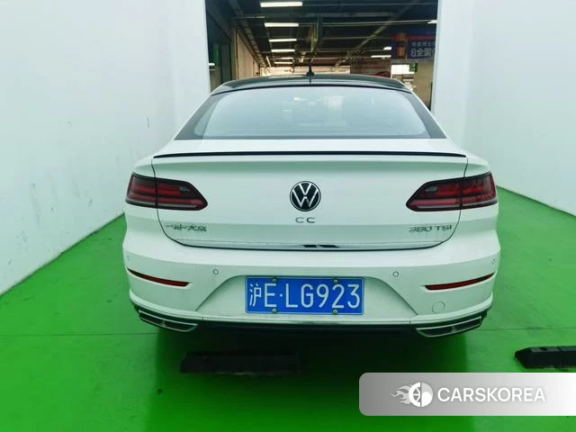 Volkswagen CC 2024 Белый из Китая, фото 2