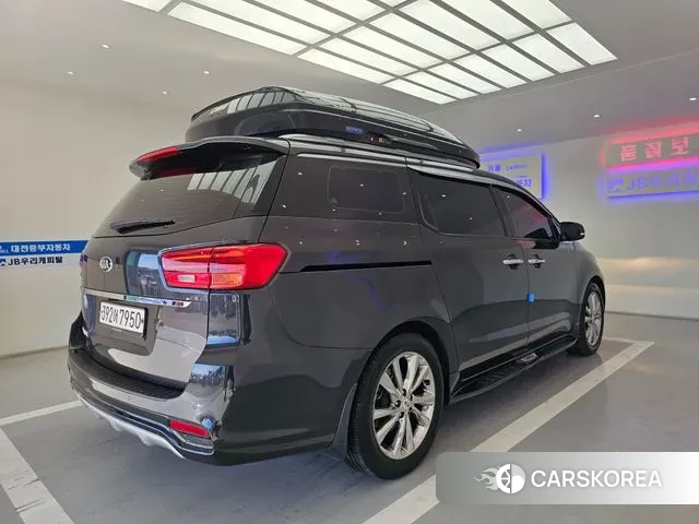 Kia The New Carnival id 3718185 из Кореи 12