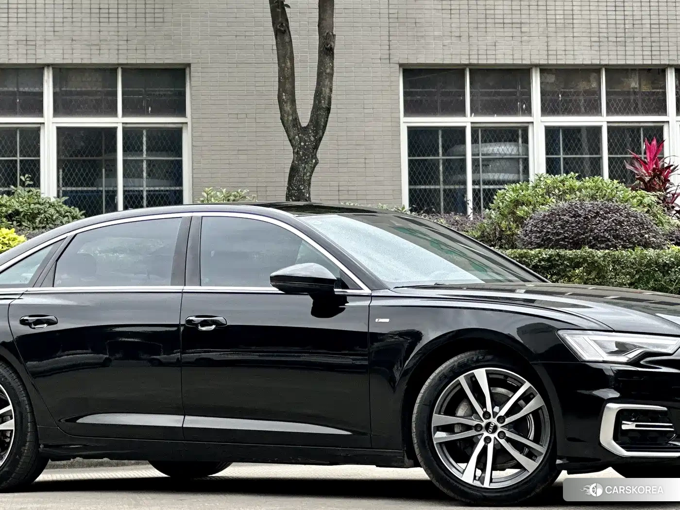 Audi A6L 2024 Черный из Китая, фото 2
