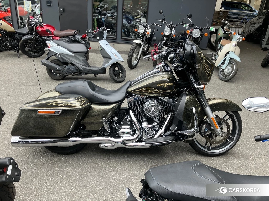 Проданный Harley-Davidson Street Glide FLHXS1690 2016 из Японии
