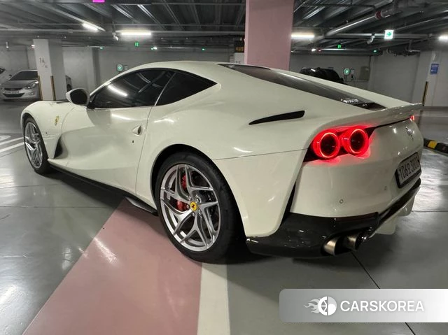 Ferrari 812 Superfast id 4389966 из Кореи 11