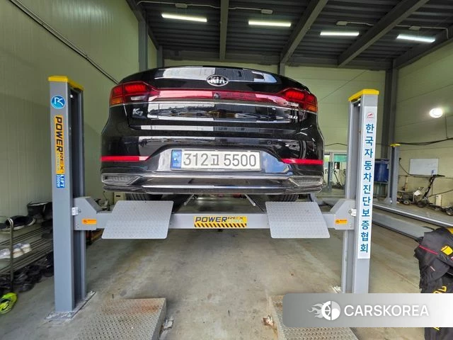 Kia K7 Premier 2019 Черный из Кореи, фото 2