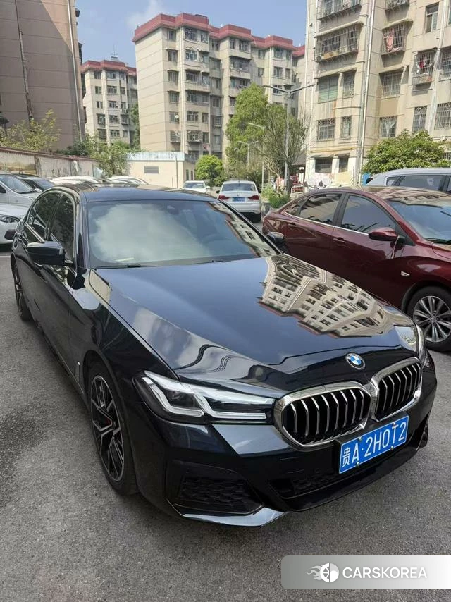 BMW 5 series 2021 Черный из Китая, фото 2