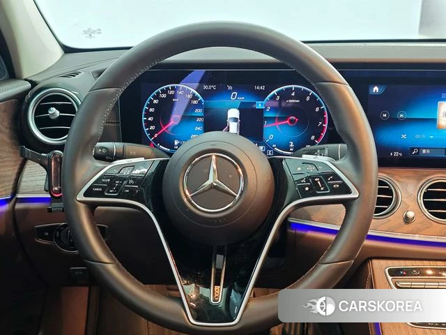 Mercedes-Benz E-class id 4277595 из Китая 12