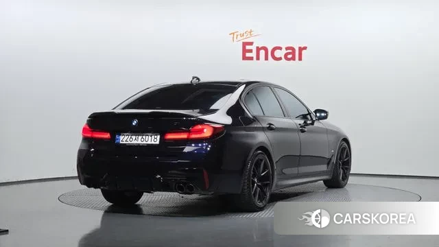 BMW 5 Series (G30) id 3416144 из Кореи 12