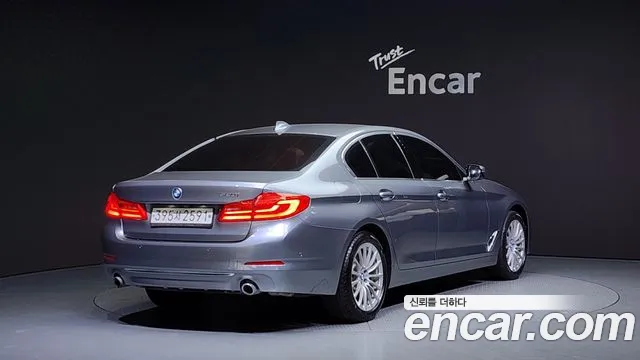 BMW 5 Series (G30) id 2445912 из Кореи 12