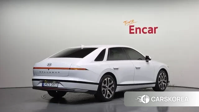 Hyundai Grandeur (GN7) id 3272876 из Кореи 12
