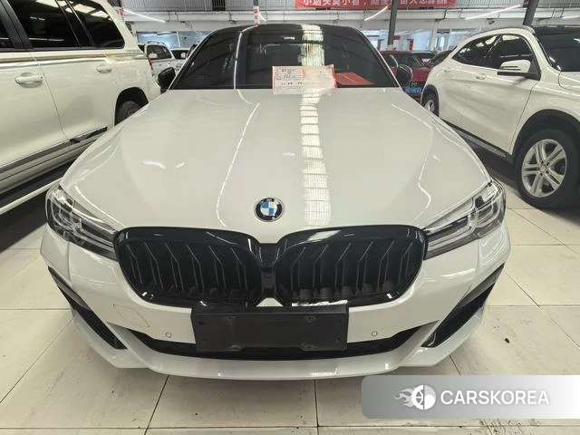 BMW 5 series 2022 Белый из Китая, фото 2