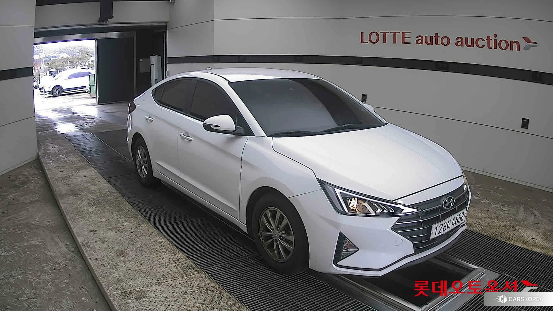 Hyundai Avante id 3869275 из Кореи 12