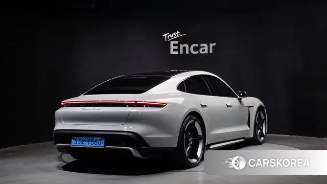 Porsche Taycan id 3546099 из Кореи 12