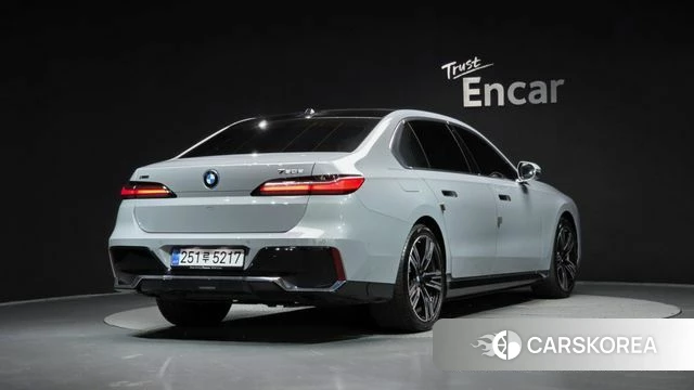 BMW 7 Series (G70) id 4479980 из Кореи 12
